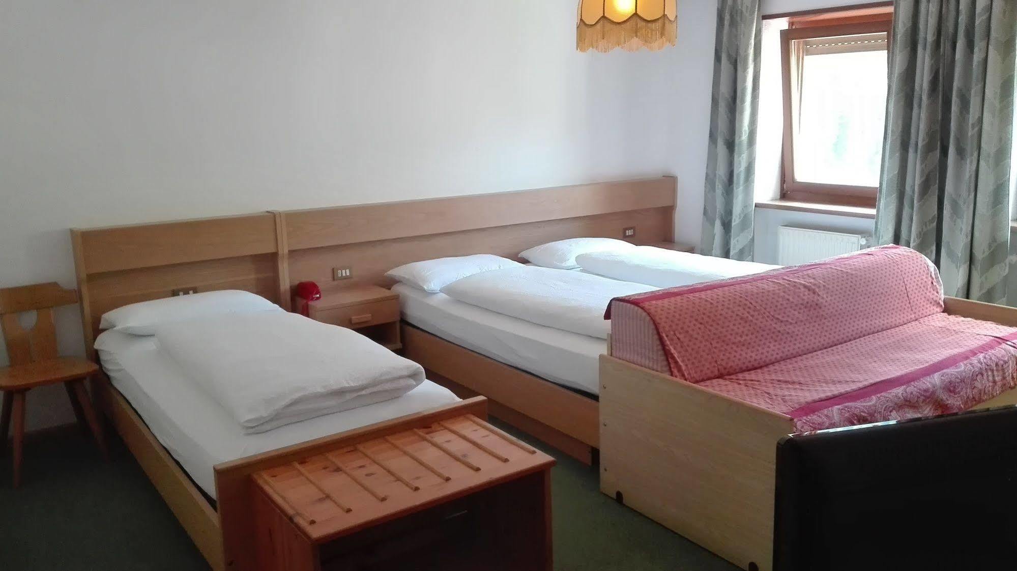Garni Astor Hotel Arabba Eksteriør billede
